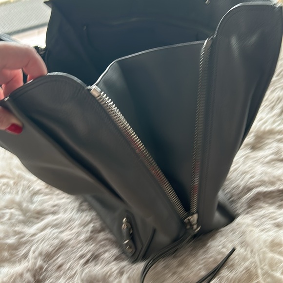 Balenciaga tote never worn - Picture 4 of 5